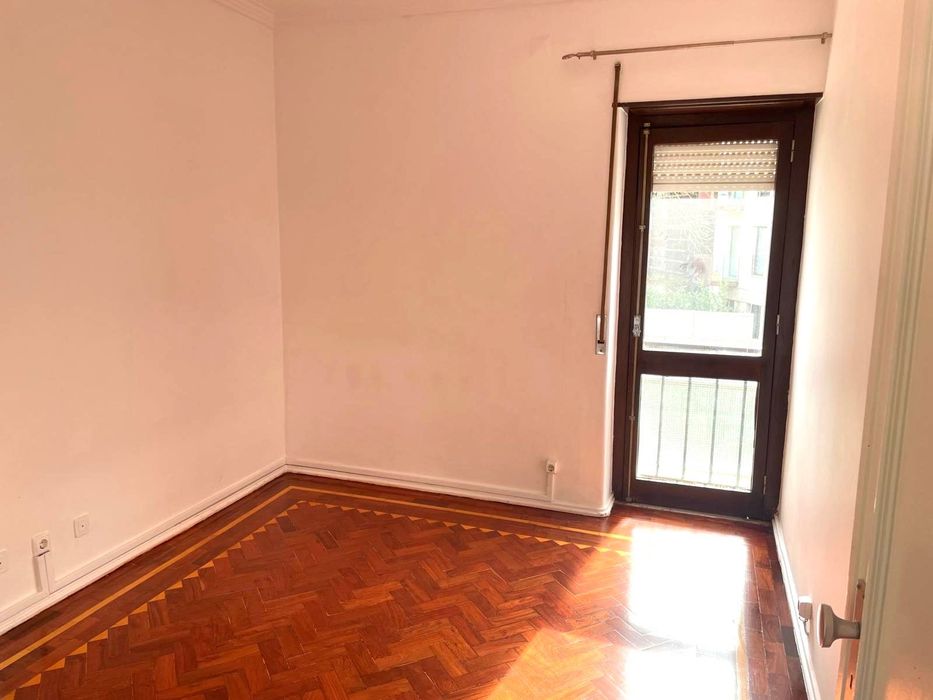 T2 com Terraço na Lapa | Luz, Conforto e Tranquilidade