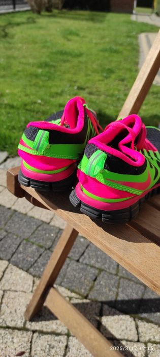 Lekkie buty Nike  40  do biegania