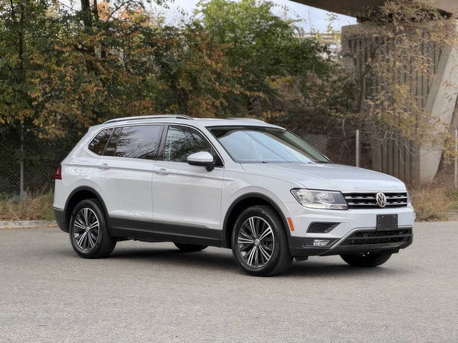 Volkswagen Tiguan      2019