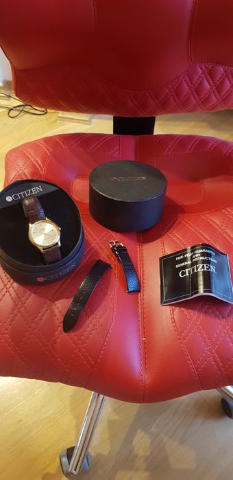 Наручний  кварцовий годинник Citizen