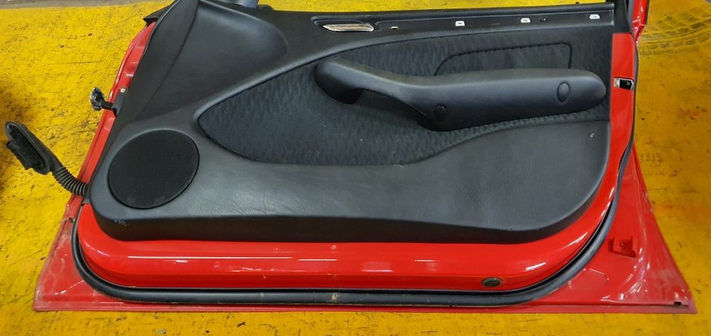 BMW E46 Boczki Tapicerka Drzwi Sedan Kombi Wersja Policyjna Kogut