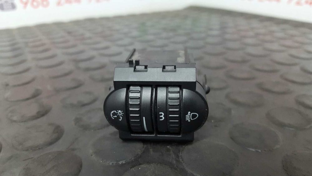 CONTROLE DE AJUSTE DE LUZES AUDI A3 SPORTBACK (8P) 1.9 TDIE