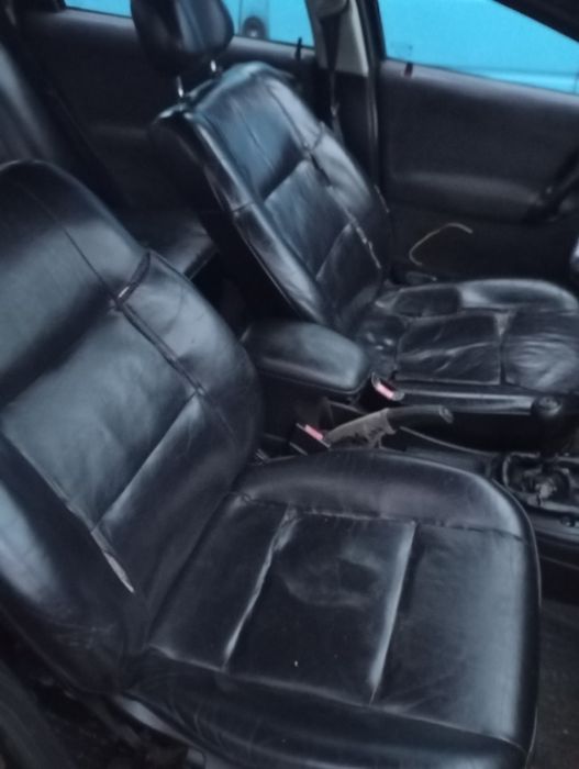 Продам сидіння опель вектра б