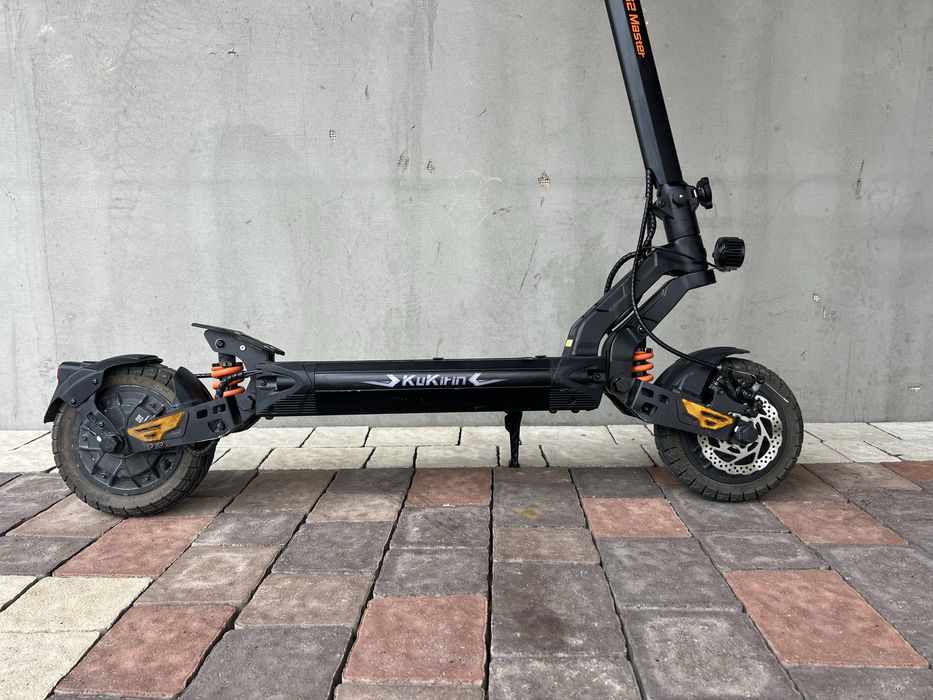 Продам  електро самокат KuKirin G2 Master 1000Wx2.