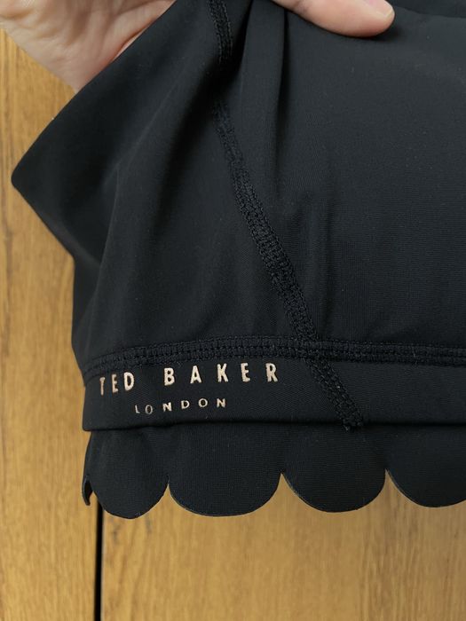 Спортивний топ бюстгалтер Ted Baker S з хвилястим краєм