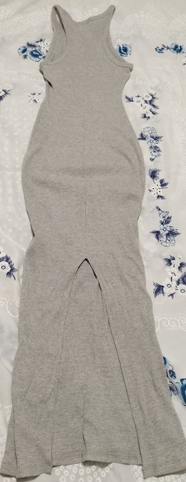 Vestido cinza Bershka S