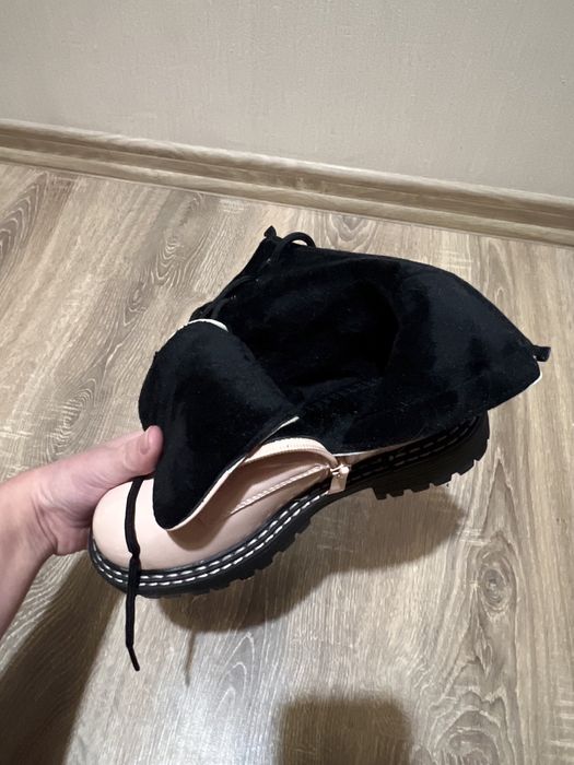 НА МОЛНИИ на флисе сапоги челси ботинки на девочку розовые 32-37