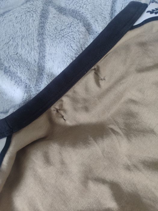 Футболка Fred Perry на лампасах