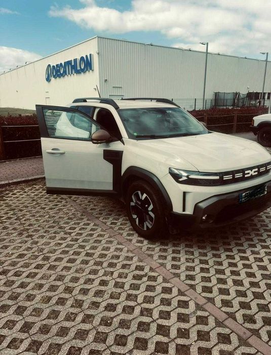 Aluguel de viatura Dacia Duster extreme 2024