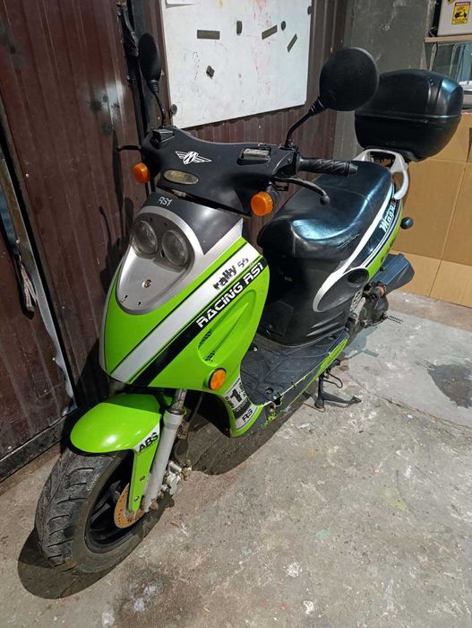 skuter Moto Magnus RALLY XL, 50cm, 4suw, kufer, zarejestrowany w PL,