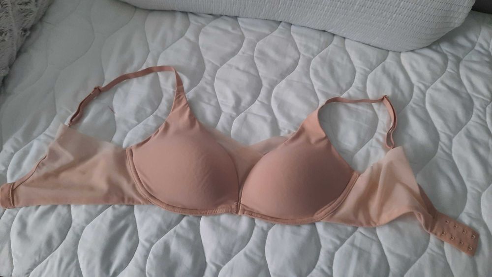 Staniki bez uciskowe-bez fiszbin.