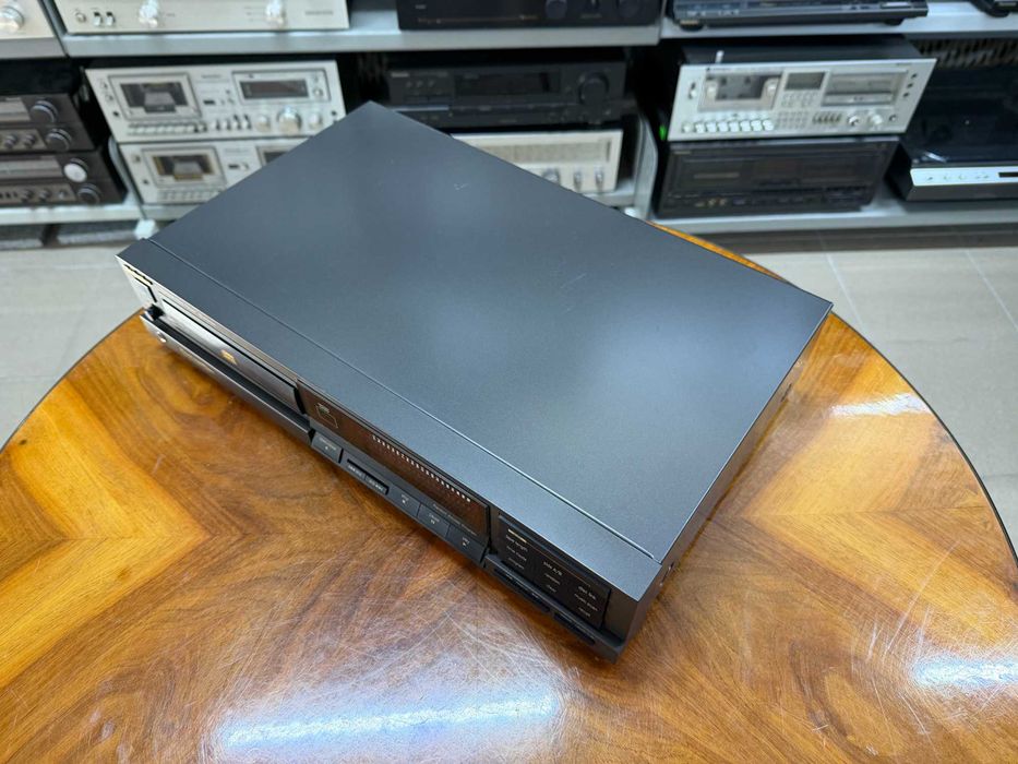 Odtwarzacz płyt CD Technics SL-P212A Audio