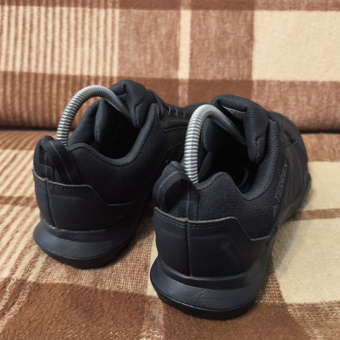 Чоловічі кросівки з мембраною Adidas Terrex AX3 GTX