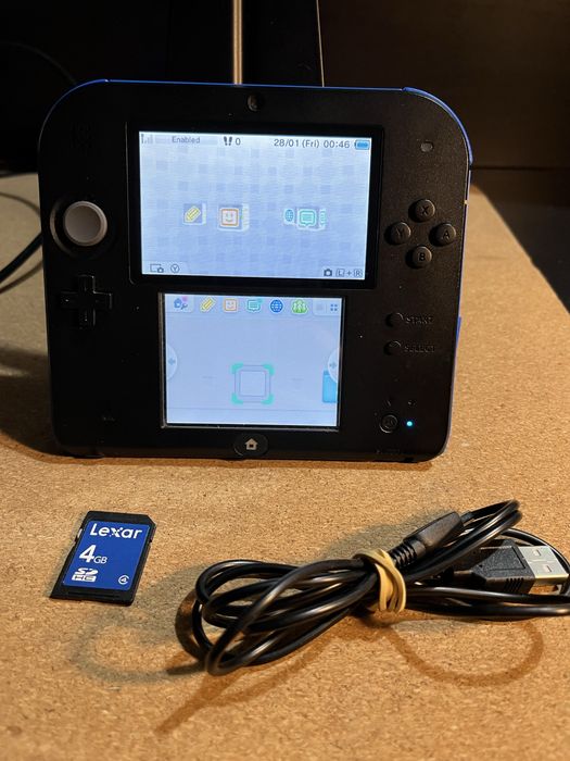 Nintendo 2DS w fajnym stanie