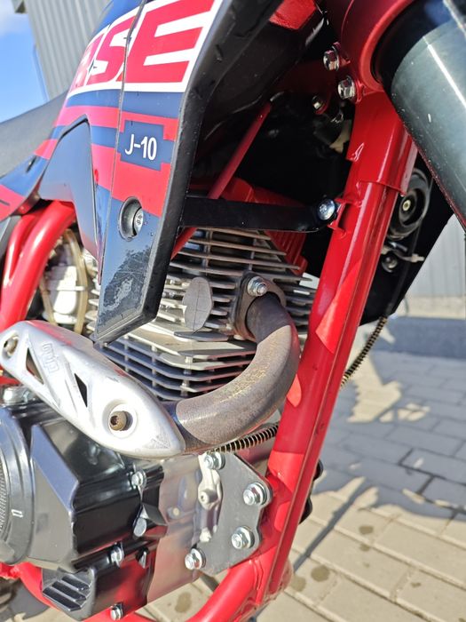 Мото BSE J10 документи