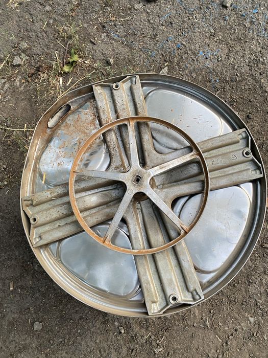 Стиральная манына Indesit на запчасти