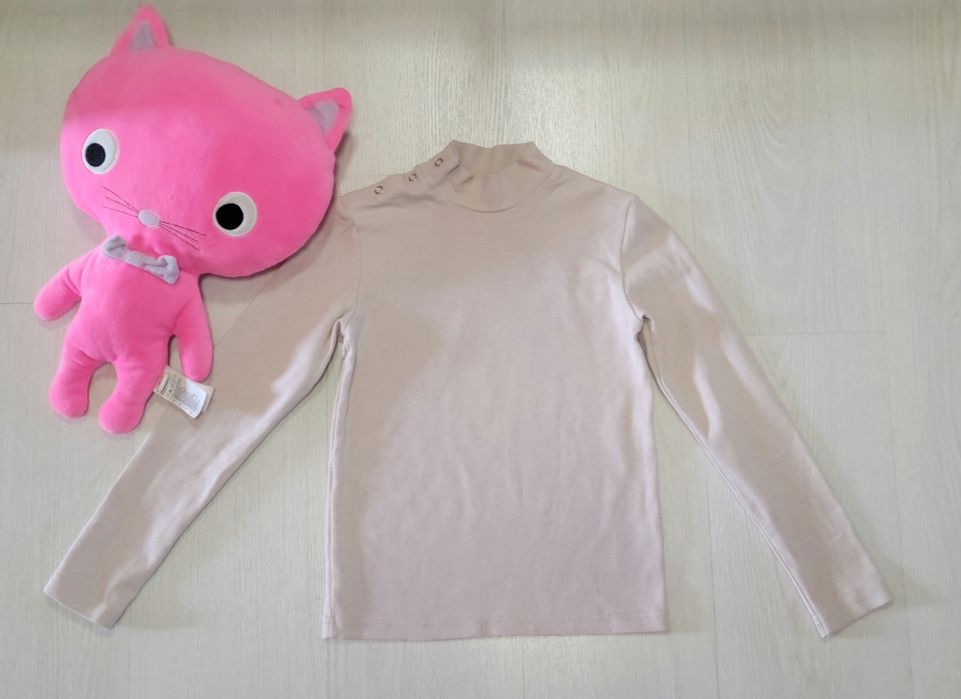 Гольф на дівчинку