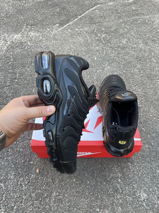 Кроссовки Чоловічі кросівки Nike Air Max Plus TN total Black Розмір 42-43-44