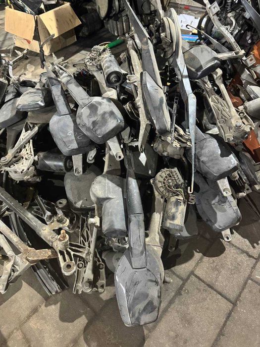 Щітки склоочисника Двірники на авто оригінал б/в