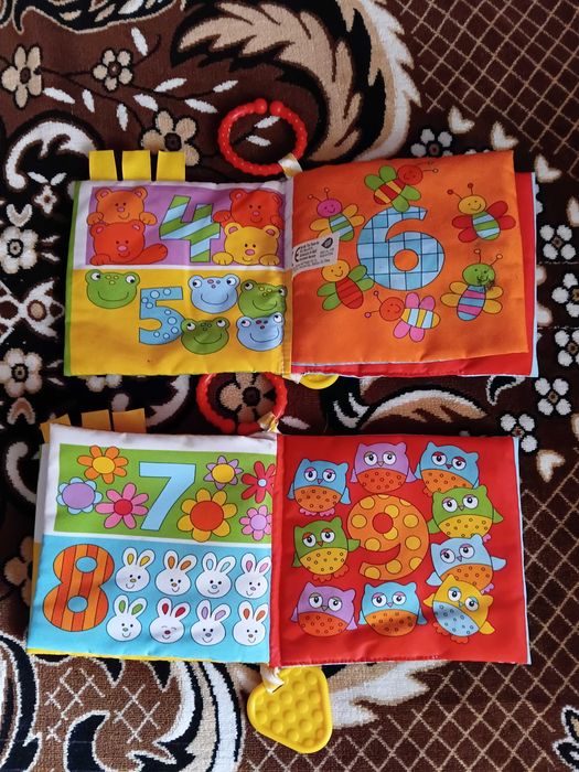 Погримушки и книжечки для малят