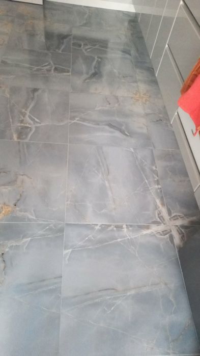 Керамогранит 607×607