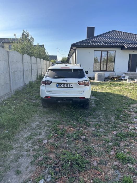 Продам джип компас