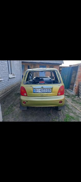 Автомобіль cherry qq