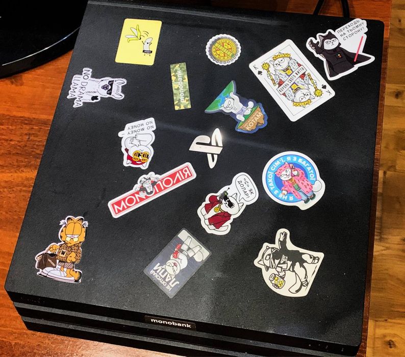 Продам — Playstation 4 Pro 1 TB