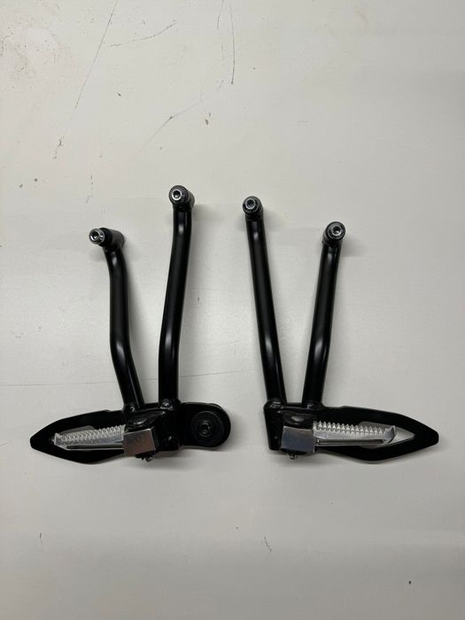 Yamaha XSR 125 Sety Tył Pasażera Set Lewy Prawy