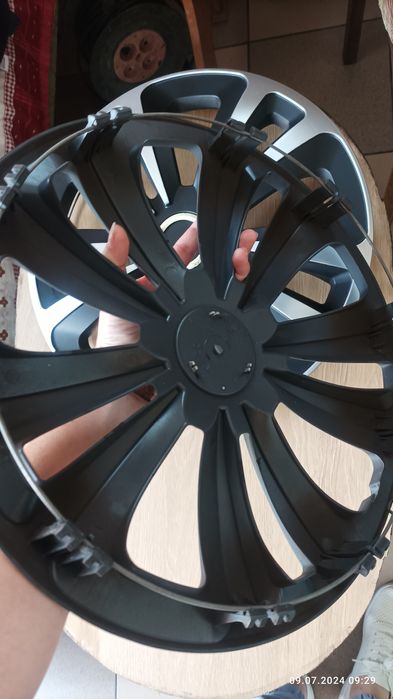 Продам Ковпак R15