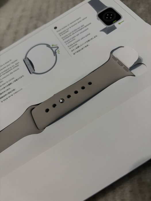 Apple Watch SE (Gen 2) 40mm Starlight