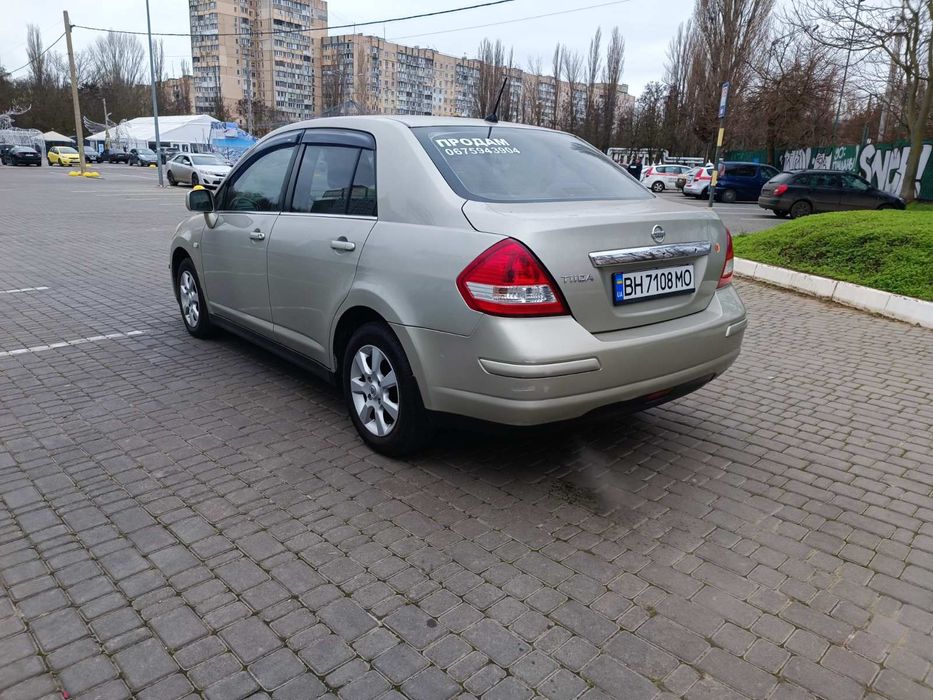 Продам машинку от хозяина