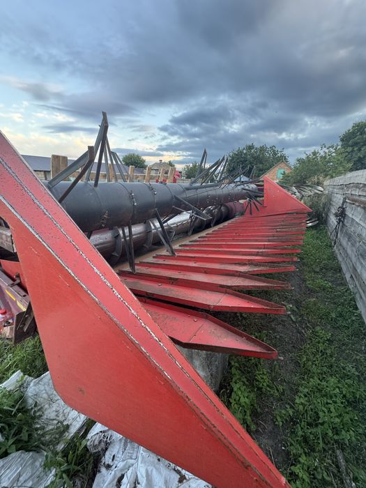 Комбайн Палессе 812