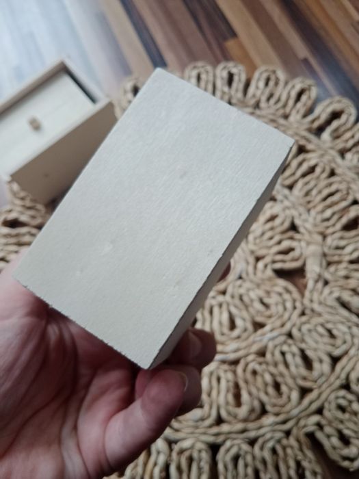 Psikus/Psikusowy/śmieszny prezent. Wyskakujący pająk