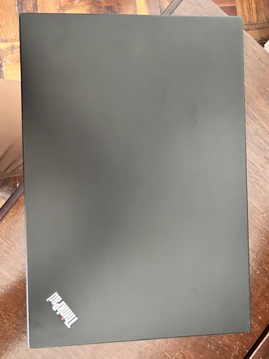 Lenovo ThinkPad T490 Touch – i5 / 16GB RAM / SSD / Windows 11 Pro