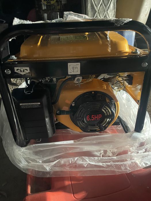 Генератор бензиновий 2,2 кВт