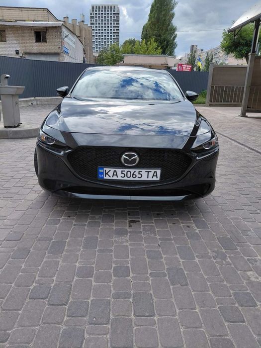 Mazda 3 (2022 року)