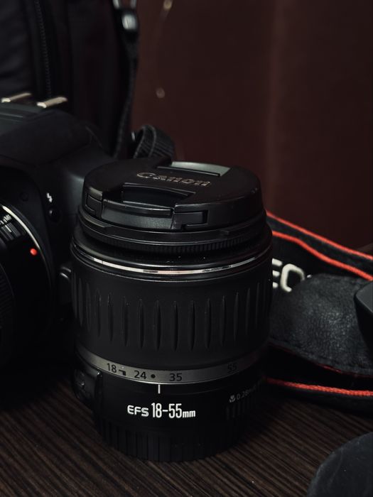 Фотоапарат Canon 700d + 2 обʼєктиви та аксесуари