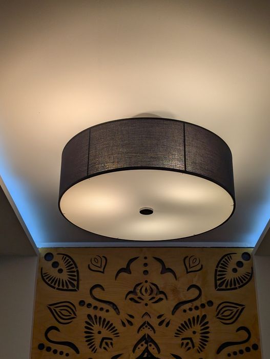 Lampa typu plafon