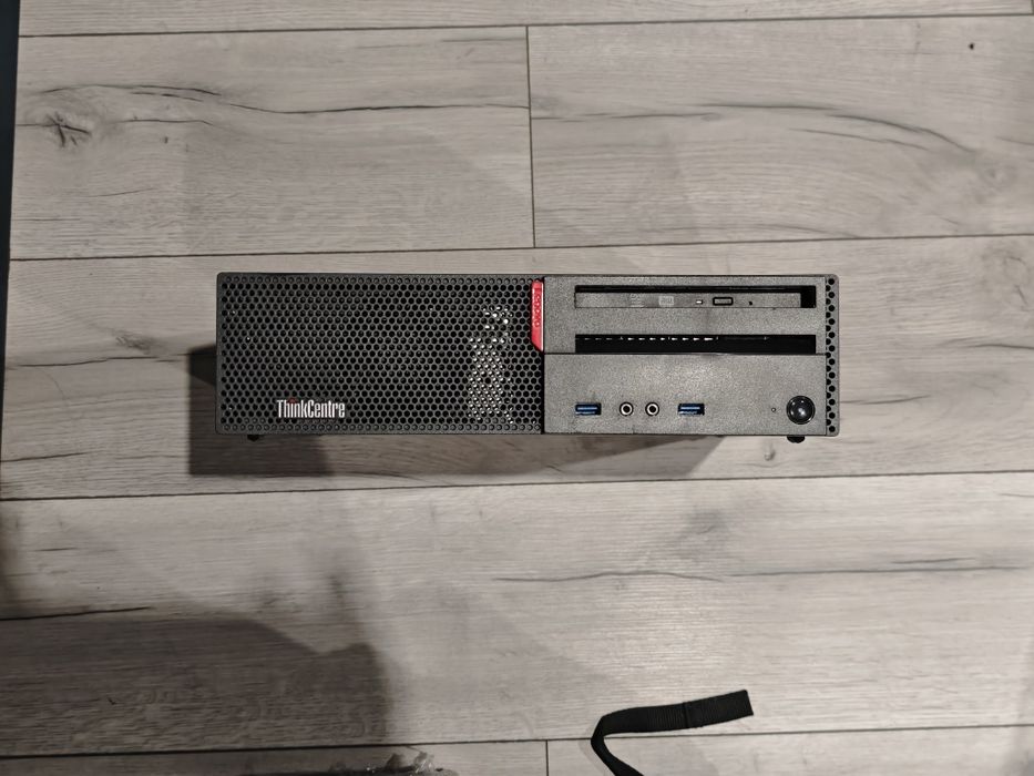 Komputer PC Lenovo ThinkCentre M800 i3 6100T / 8gb ram / 128gb SSD / Windows 11 Pro