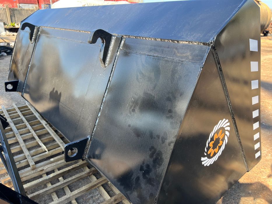 Фронтальний Знімний Навантажувач з ковшем 1.3 м3 для трактора МТЗ ЮМЗ