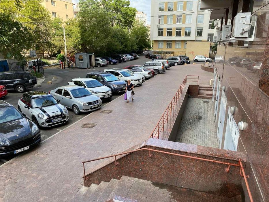 Аренда 2-комнатной квартиры на Французском бульваре, 95 м2