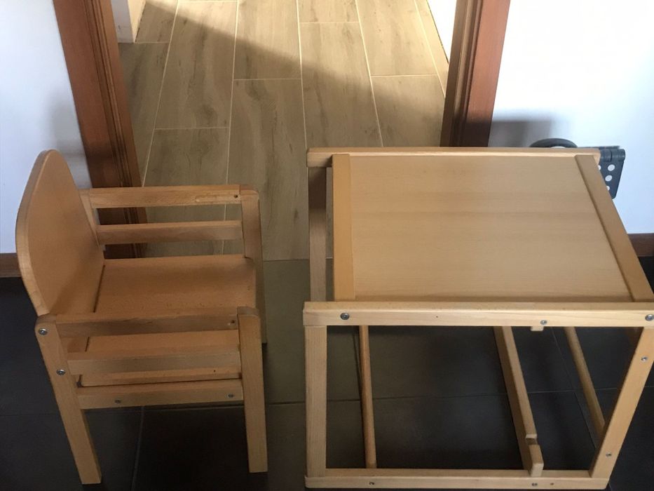 Cadeira alto para criança (transforma-se em mesa e cadeira)