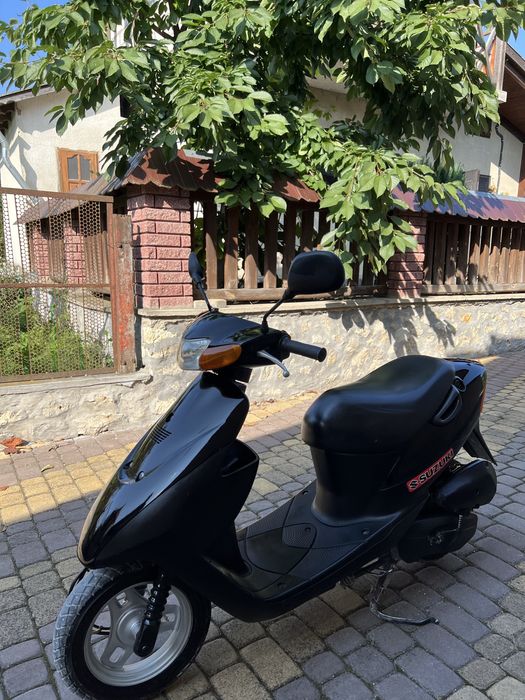 Скутер Suzuki Lets 2