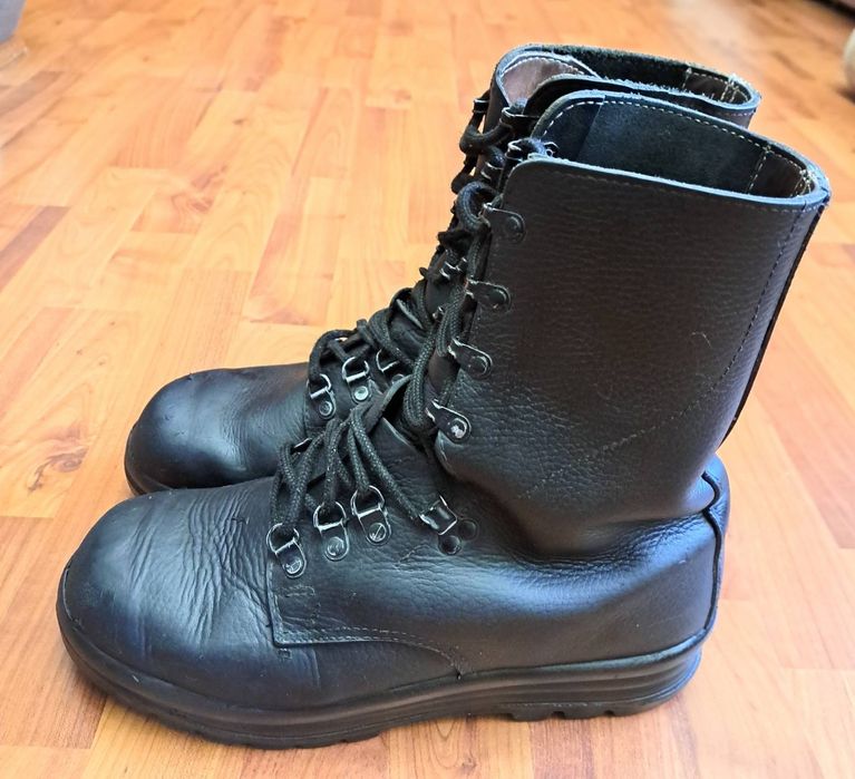 Берці, ботінки Minerva