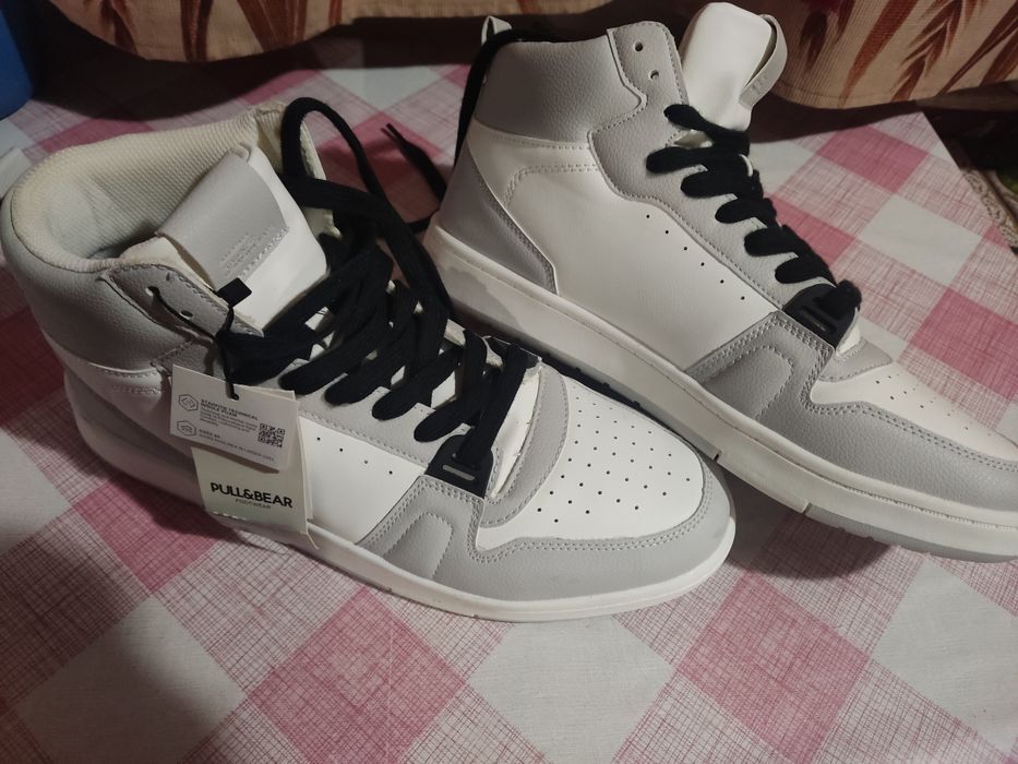 Кросівки PULL BEAR