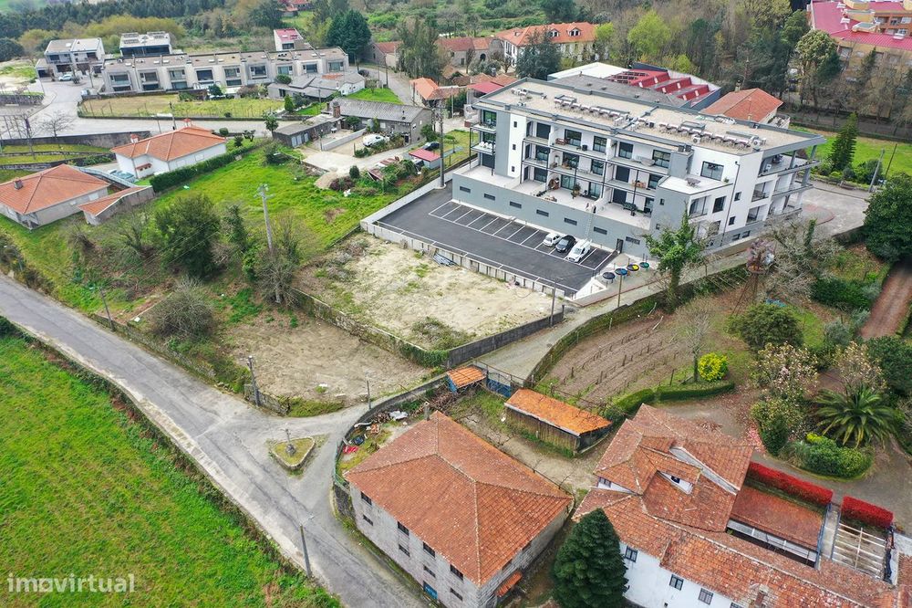 Terreno em Cristelo com 1054 m² – Excelente Localização