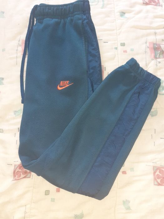 Calças azuis da nike em excelente estado..