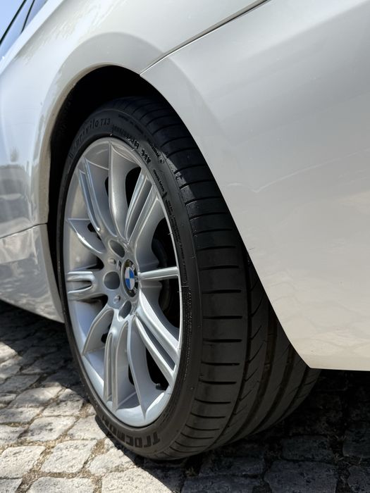 BMW 320i E92 Automatic472968197854341124