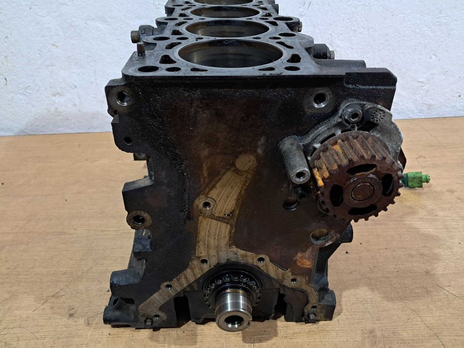 Blik silnika wał 6AAJ tłoki 2.0 TFSI BWA AUDI VW Seat Skoda A3 TT Golf